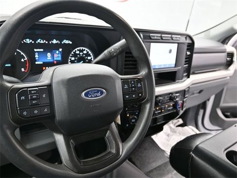 Used 2023 Ford F250 XLT w/ FX4 Off-Road Package image 13