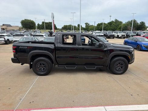 Used 2025 Nissan Frontier PRO-4X AWD/4WD image 6