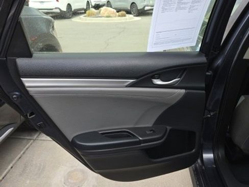 Used 2019 Honda Civic EX-L image 17