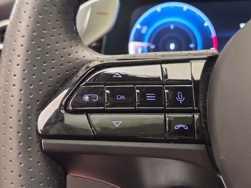 Certified 2024 Maserati Grecale GT AWD/4WD image 31