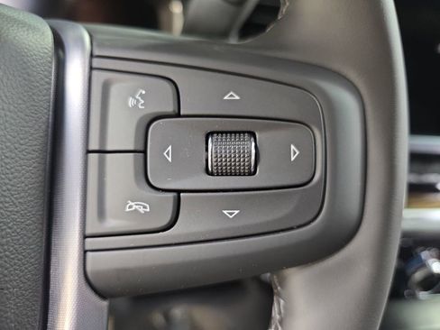 New 2026 GMC Sierra 1500 SLE image 17