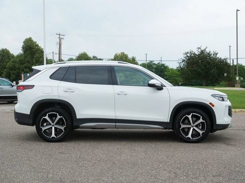 Certified 2026 Volkswagen Tiguan SE AWD/4WD image 8