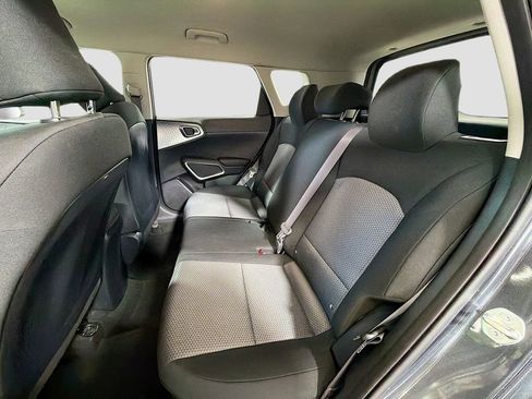 Used 2023 Kia Soul LX w/ LX Technology Package FWD image 24