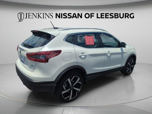 Certified 2021 Nissan Rogue Sport SL w/ Premium Package FWD image 2