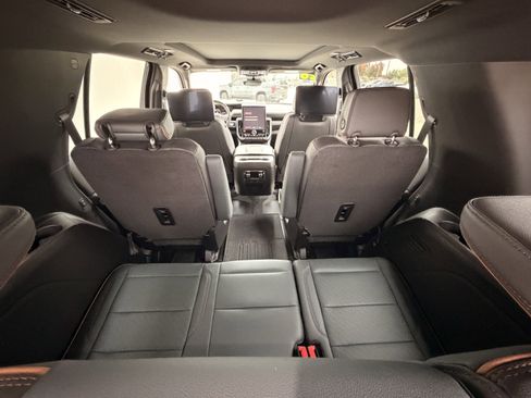 New 2026 GMC Yukon AT4 w/ AT4 Premium Plus Package image 36