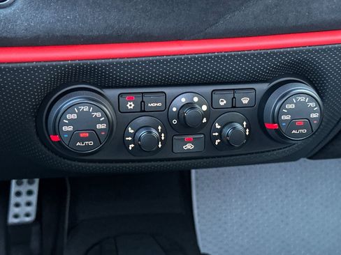 Used 2019 Ferrari 488 Pista Coupe image 23