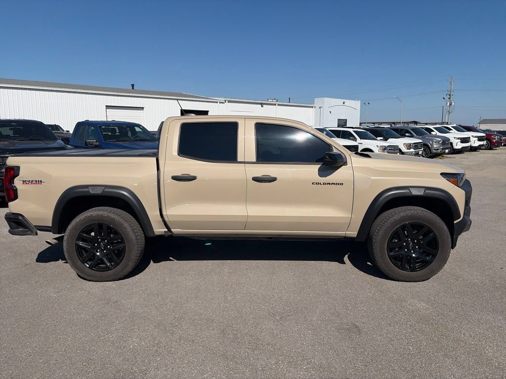 Used 2024 Chevrolet Colorado Trail Boss w/ Technology Package AWD/4WD image 7