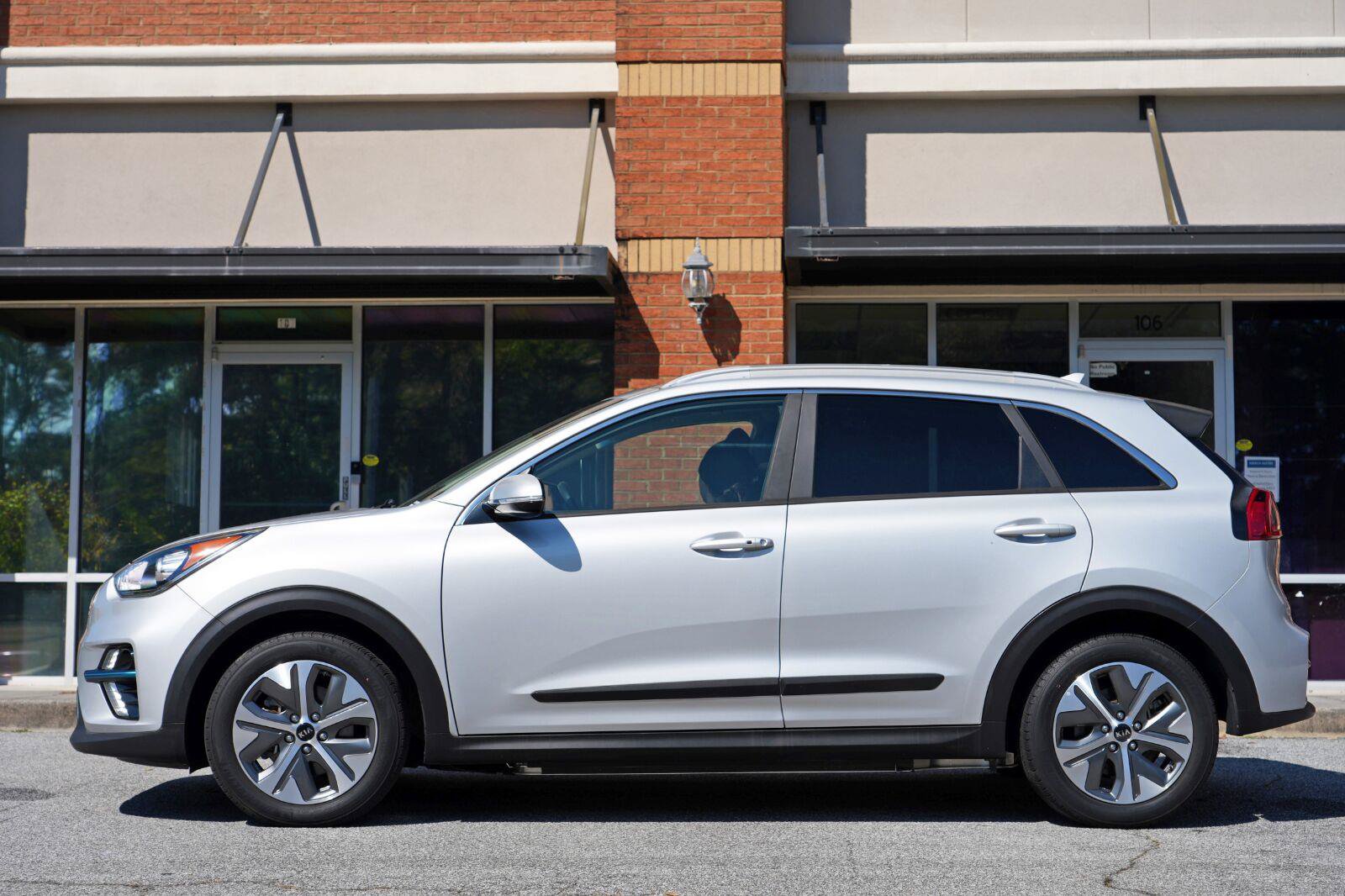 Used 2019 Kia Niro EX Premium FWD image 9