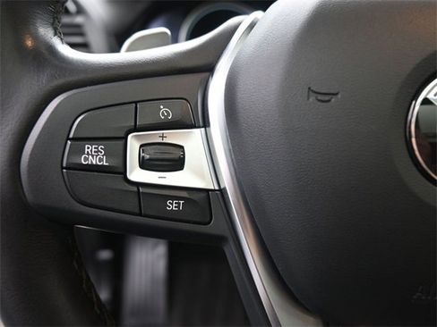 Used 2019 BMW X3 sDrive30i w/ Executive Package image 2