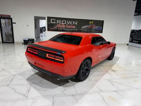Used 2020 Dodge Challenger R/T w/ Blacktop Package RWD image 11