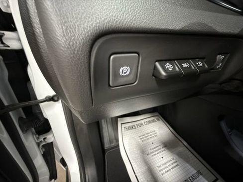 Used 2024 Buick Enclave Premium AWD/4WD image 16