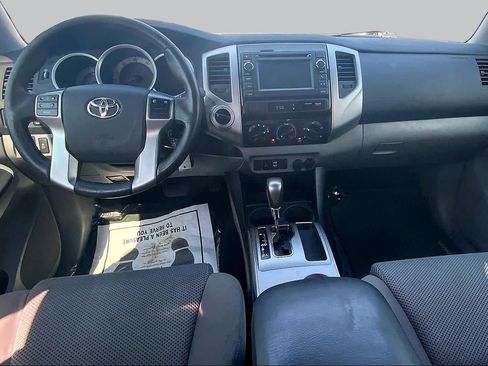 Used 2013 Toyota Tacoma 4x4 Double Cab w/ TRD Off-Road Pkg image 16