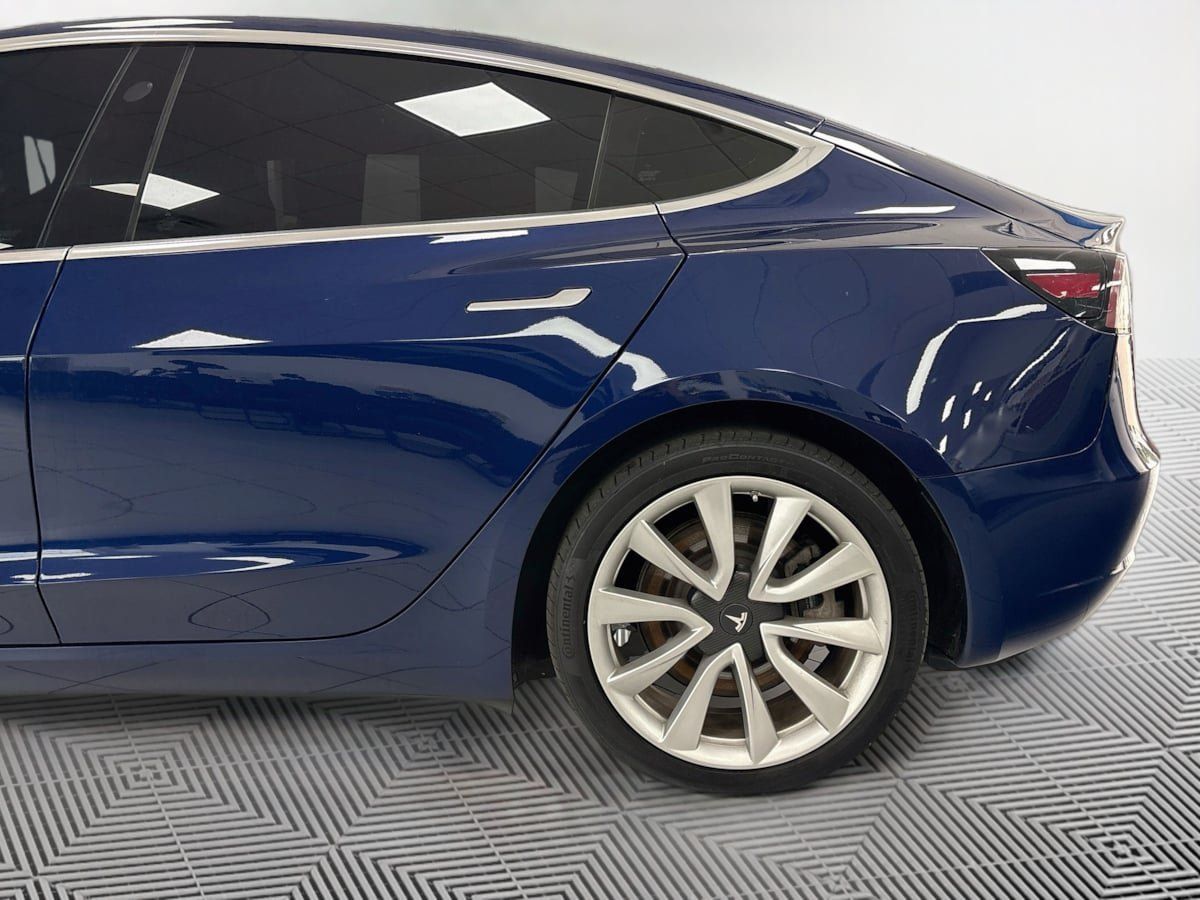 Used 2018 Tesla Model 3 Long Range AWD/4WD image 7