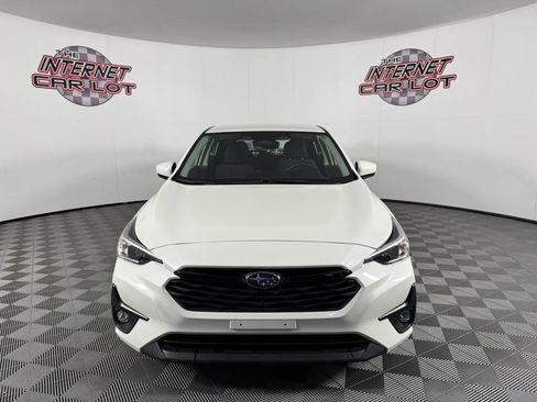 Used 2024 Subaru Impreza 2.0i Sport AWD/4WD image 2