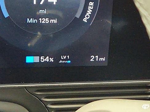 Used 2025 Hyundai Ioniq 5 SEL image 15