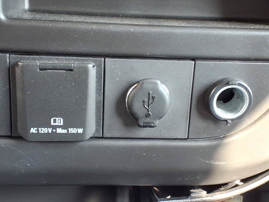 Used 2020 GMC Savana 3500 Extended w/ Driver Convenience Package RWD image 18