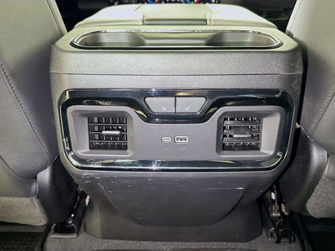 Used 2023 Chevrolet Silverado 1500 ZR2 AWD/4WD image 24