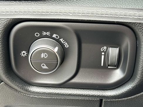 Used 2022 RAM 1500 Big Horn image 45