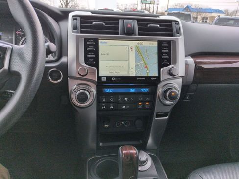 Used 2022 Toyota 4Runner Limited image 17