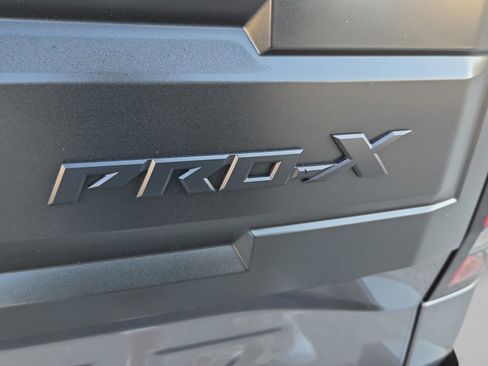 New 2026 Nissan Frontier Pro-X w/ Pro-X Convenience Package RWD image 17