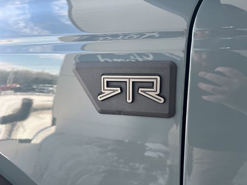 New 2025 Ford Bronco Badlands image 15