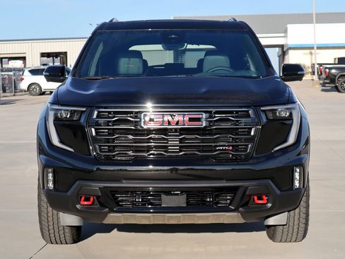 New 2026 GMC Acadia AT4 image 2