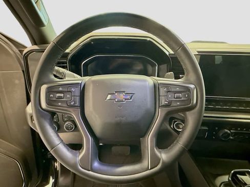 Used 2023 Chevrolet Silverado 1500 ZR2 w/ Technology Package image 11