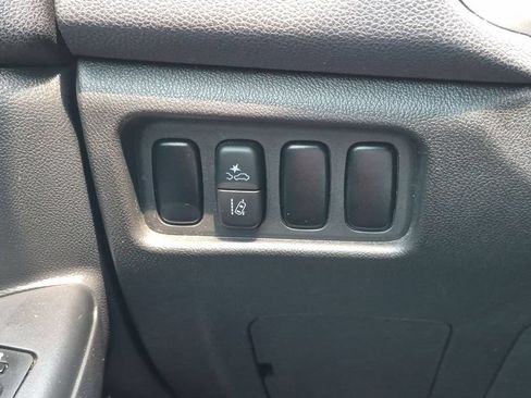 Used 2021 Mitsubishi Outlander Sport ES AWD/4WD image 28