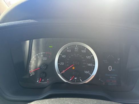 Used 2021 Toyota Corolla SE image 16