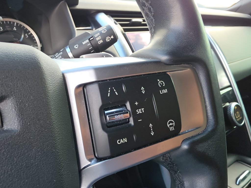 Used 2023 Land Rover Discovery S R-Dynamic AWD/4WD image 23