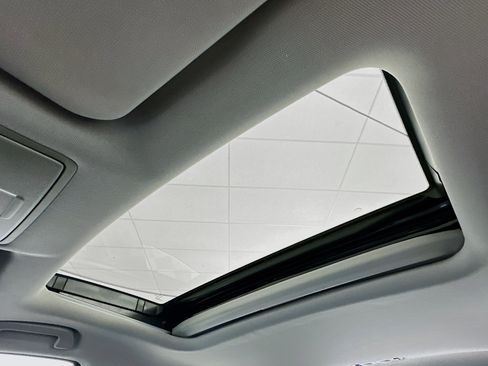 Used 2016 Acura TLX V6 SH-AWD w/ Technology Pkg image 25