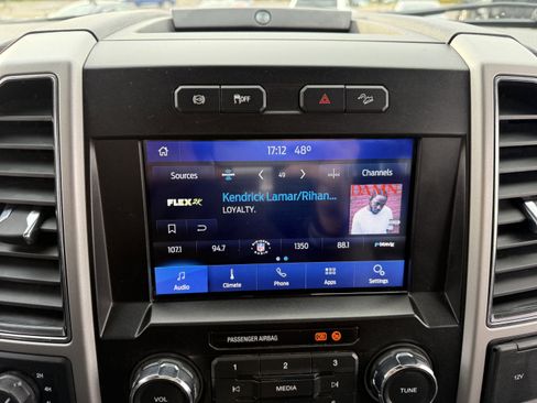 Used 2021 Ford F250 Lariat image 19