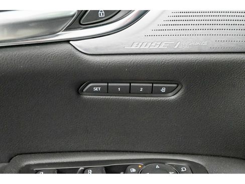 Used 2023 Cadillac XT5 Premium Luxury image 30