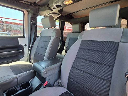 Used 2010 Jeep Wrangler Unlimited Sport AWD/4WD image 21