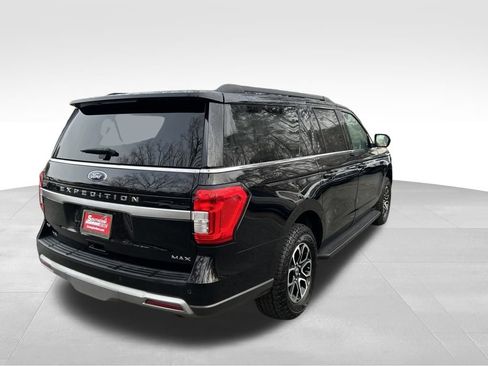 Used 2024 Ford Expedition Max XLT image 5