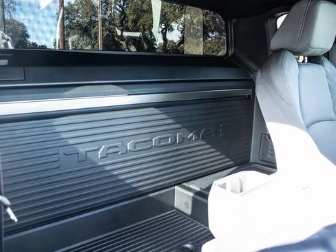 Used 2025 Toyota Tacoma SR image 20