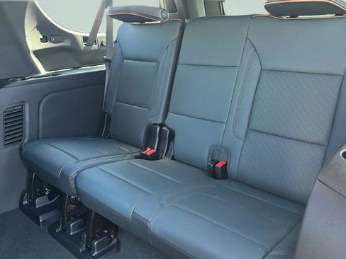 New 2026 GMC Yukon XL AT4 w/ AT4 Premium Package AWD/4WD image 22