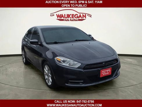 Used 2013 Dodge Dart SXT w/ Popular Equipment Group FWD image 3