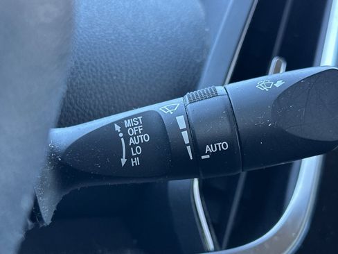 Used 2022 Toyota Prius Prime Limited image 37