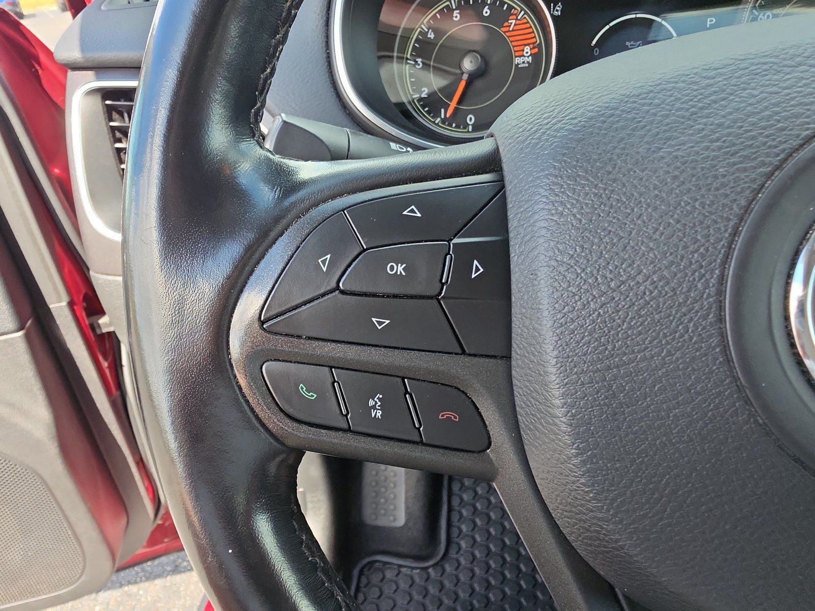 Used 2021 Jeep Cherokee Trailhawk w/ Sun, Sound & Nav Group AWD/4WD image 24