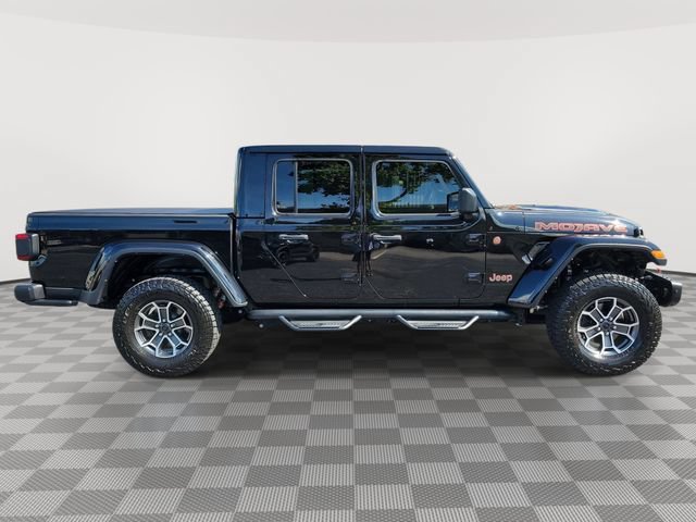 Used 2025 Jeep Gladiator Mojave AWD/4WD image 3