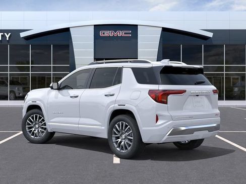 New 2027 GMC Terrain Denali w/ LPO, Floor Liner Package AWD/4WD image 4