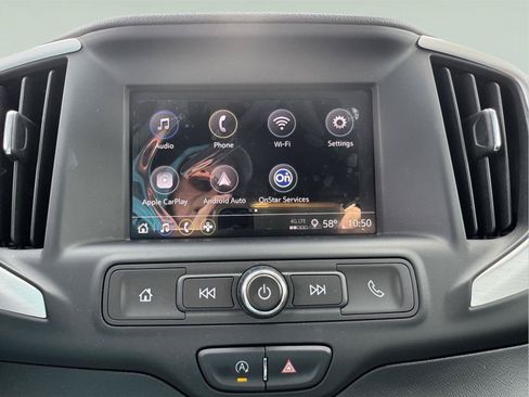 Used 2022 GMC Terrain SLE FWD image 22
