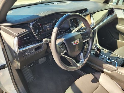 Certified 2024 Cadillac XT6 Premium Luxury FWD image 14