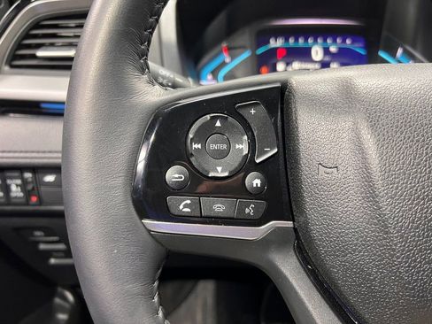 Used 2024 Honda Odyssey Touring image 19