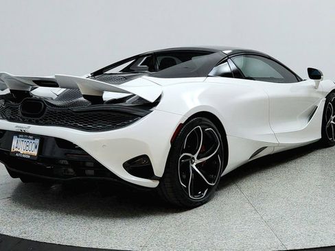 Used 2024 McLaren 750S Spider image 5