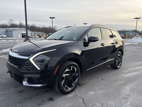 Used 2024 Kia Sportage SX image 8