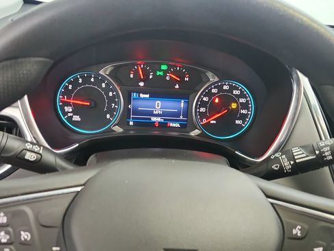 Used 2024 Chevrolet Equinox LS w/ LS Convenience Package FWD image 20
