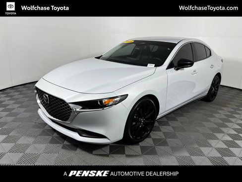Used 2025 MAZDA MAZDA3 s FWD image 1