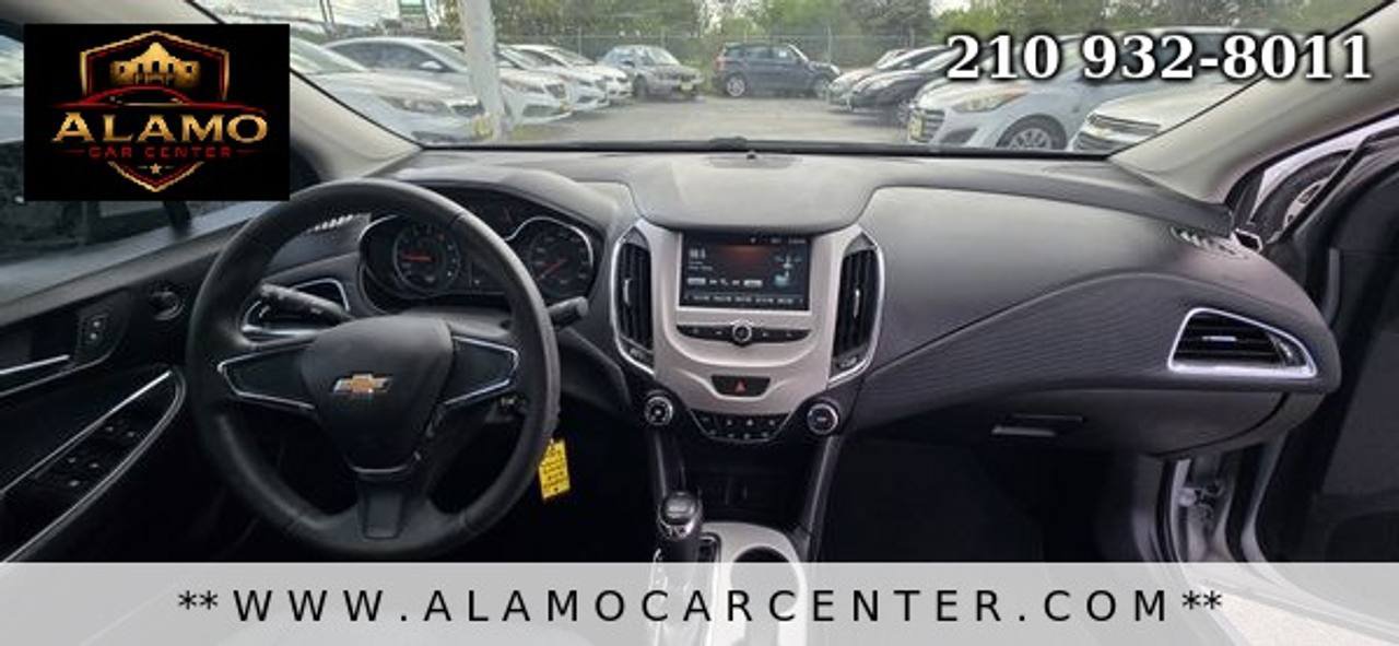 Used 2018 Chevrolet Cruze LS FWD image 16